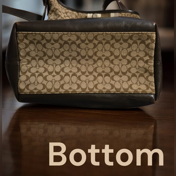 Coach Legacy 19918 Vintage Signature Shoulder Bag - Tan/Brown Jacquard & Leather - Picture 12 of 16